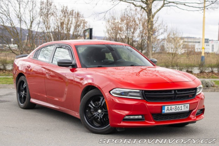 Dodge Charger 3.6 SXT / 218kW / ZÁRUKA 2016