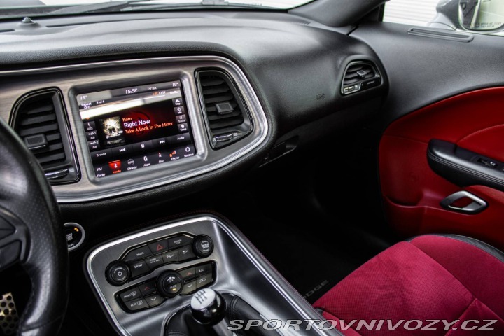 Dodge Challenger 5.7 HEMI SHAKER / MT / L 2017