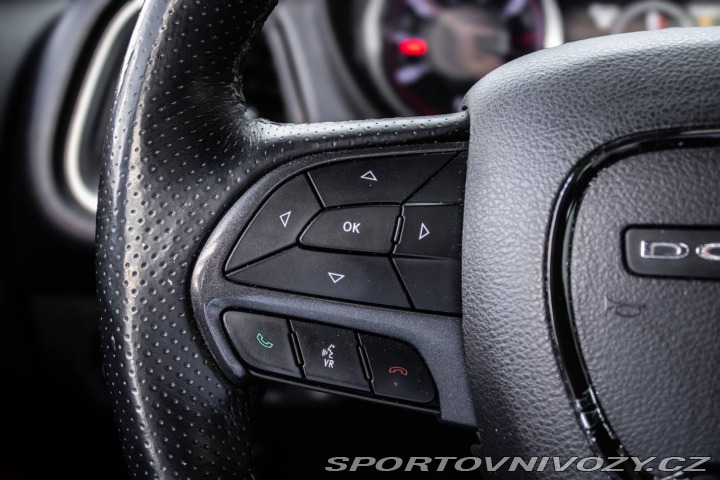 Dodge Challenger 5.7 HEMI SHAKER / MT / L 2017