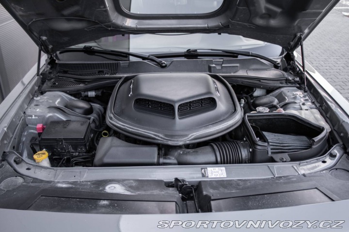 Dodge Challenger 5.7 HEMI SHAKER / MT / L 2017