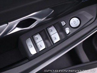 BMW 3 2.0 330i 190kW M-Sport CZ 2021