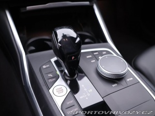 BMW 3 2.0 330i 190kW M-Sport CZ 2021