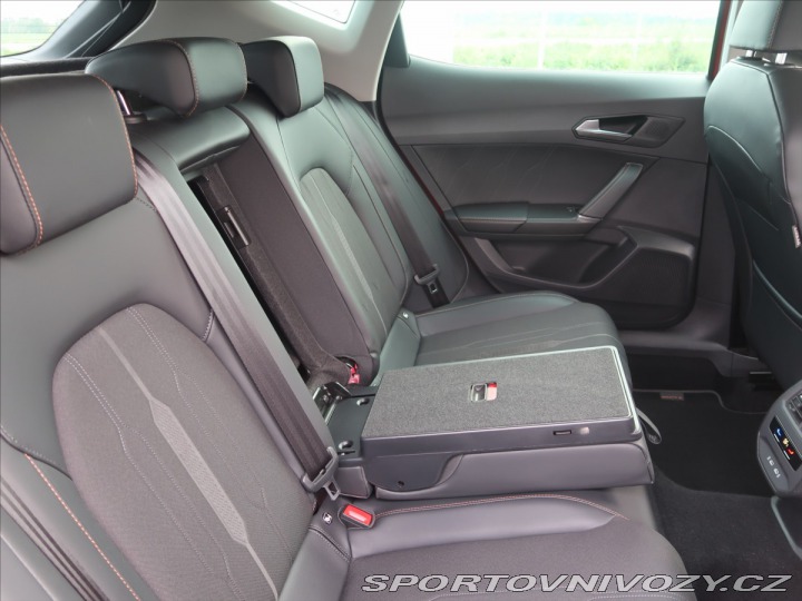 Cupra Formentor 1,5 TSI 110kW ČR 1.maj zá 2022