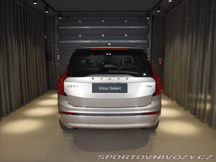 Volvo Ostatní modely XC90 2,0 T8 AWD PLUS Ventilace 2025