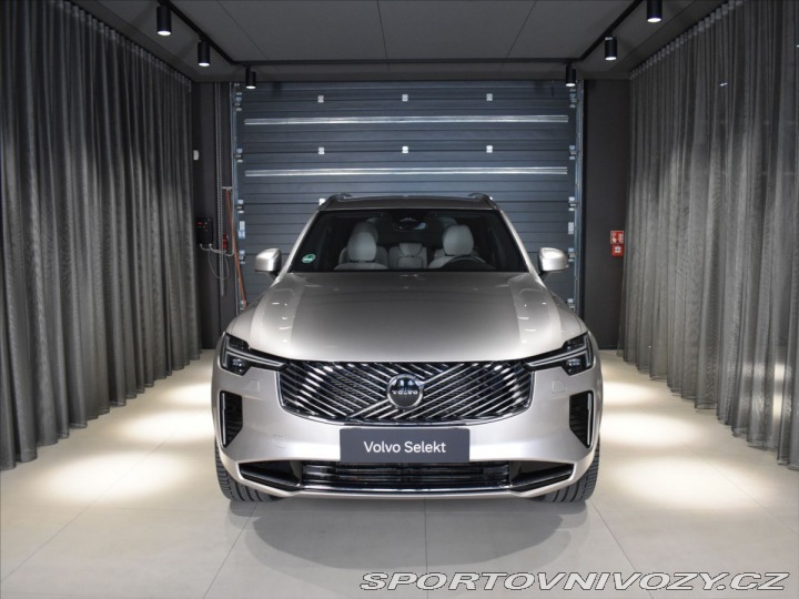 Volvo Ostatní modely XC90 2,0 T8 AWD PLUS Ventilace 2025