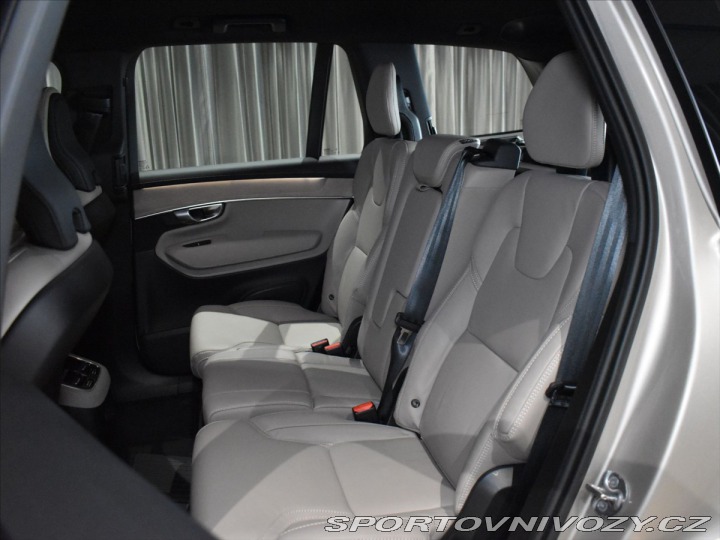 Volvo Ostatní modely XC90 2,0 T8 AWD PLUS Ventilace 2025
