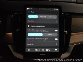 Volvo Ostatní modely XC90 2,0 T8 AWD PLUS Ventilace 2025