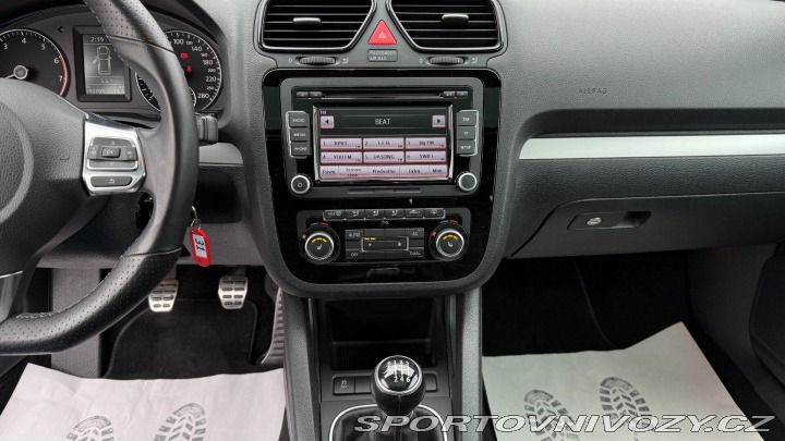Volkswagen Scirocco 1.4TSI 90kW REZERVOVANO 2011
