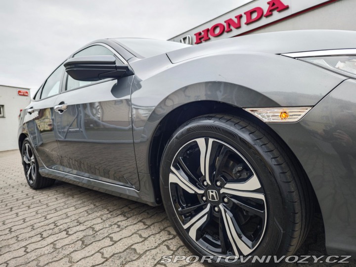 Honda Civic 4D 1.5 VTEC Turbo Eleganc 2019