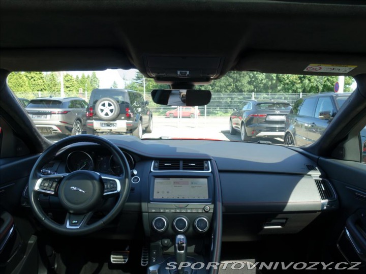 Jaguar E-Pace 2,0 R-Dynamic First EDT,1 2018