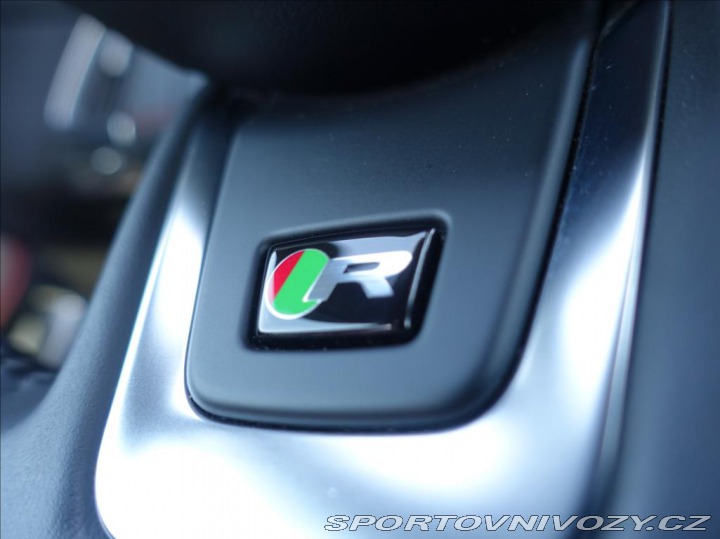 Jaguar E-Pace 2,0 R-Dynamic First EDT,1 2018