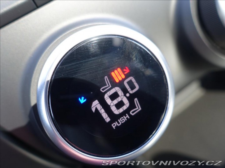 Jaguar E-Pace 2,0 R-Dynamic First EDT,1 2018