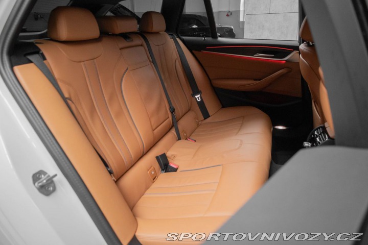 BMW 5 530d xD ///M*2xKOLA*DPH*Č 2023