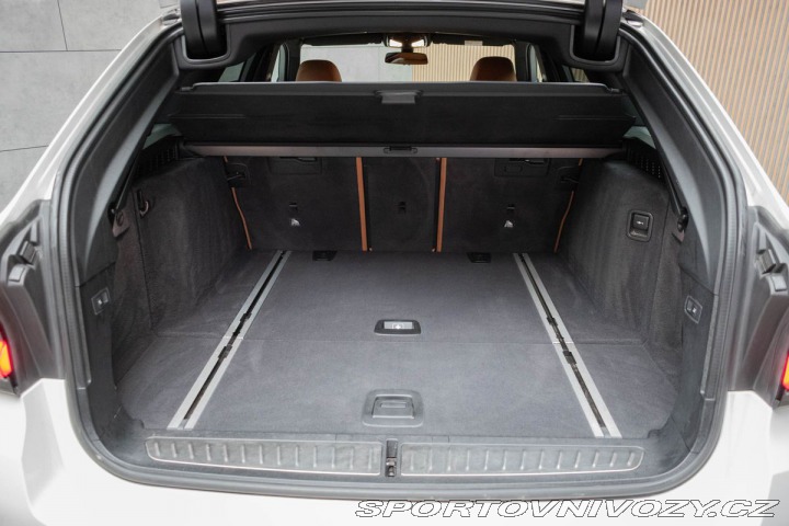 BMW 5 530d xD ///M*2xKOLA*DPH*Č 2023