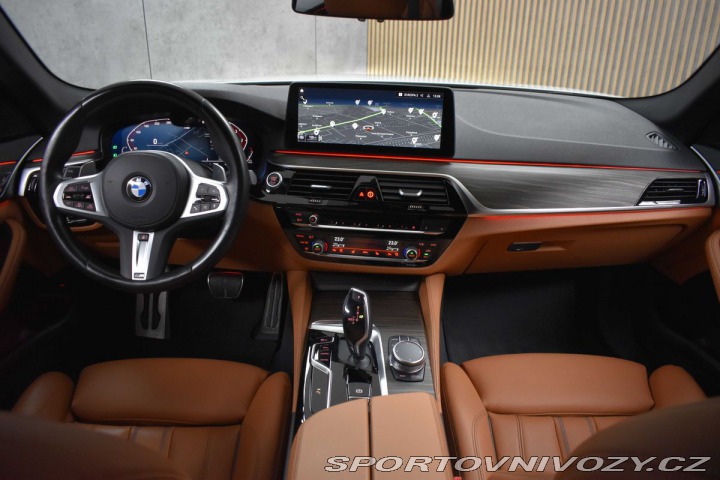 BMW 5 530d xD ///M*2xKOLA*DPH*Č 2023