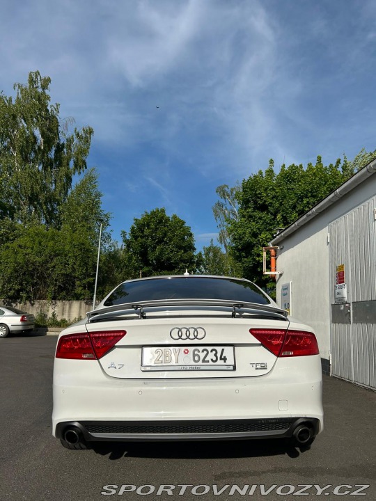 Audi A7  2011