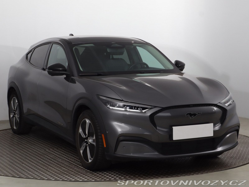 Ford Mustang Mach-E Standard Range RW