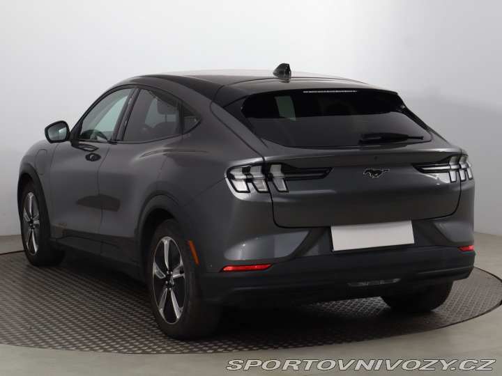 Ford Mustang Mach-E Standard Range RW 2024