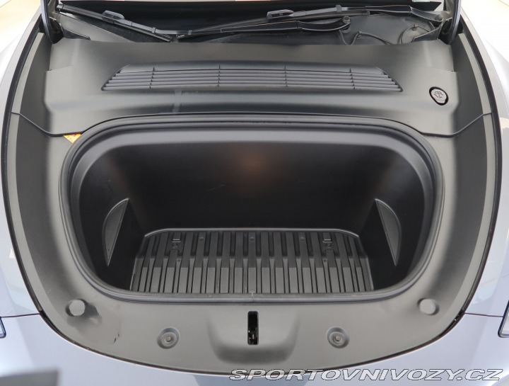 Tesla Model Y Long Range AWD 75kWh 2022