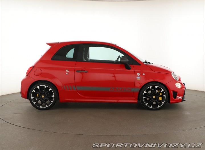 Abarth 595 Competizione 2016