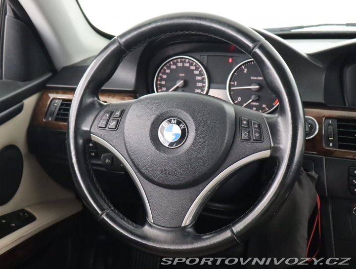 BMW 3 M Paket 320 d 2010