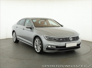 Volkswagen Ostatní modely Passat R-Line 2.0 TSI 2020