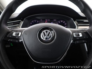 Volkswagen Ostatní modely Passat R-Line 2.0 TSI 2020