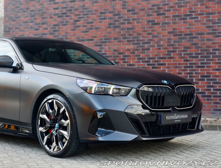 BMW 5 550e xDrive | Panoráma - 2024
