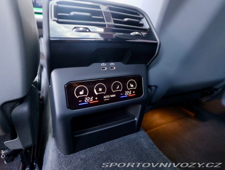 BMW 5 550e xDrive | Panoráma - 2024