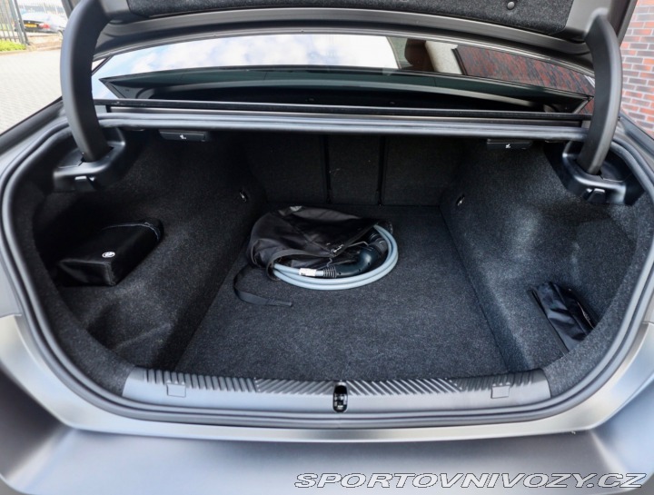 BMW 5 550e xDrive | Panoráma - 2024