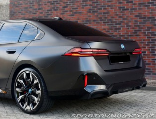 BMW 5 550e xDrive | Panoráma - 2024