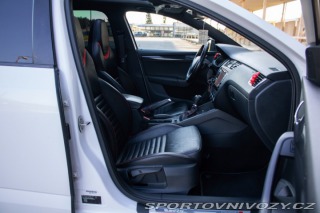 Škoda Octavia RS Combi  2.0 TDI RS DSG, 13 2016