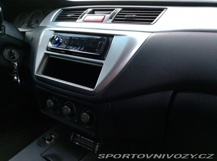 Mitsubishi Lancer EVO Evo 7 2003