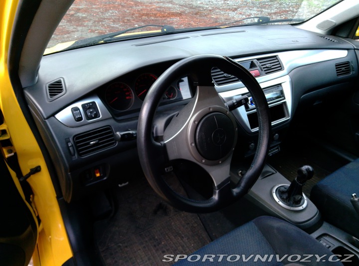 Mitsubishi Lancer EVO Evo 7 2003