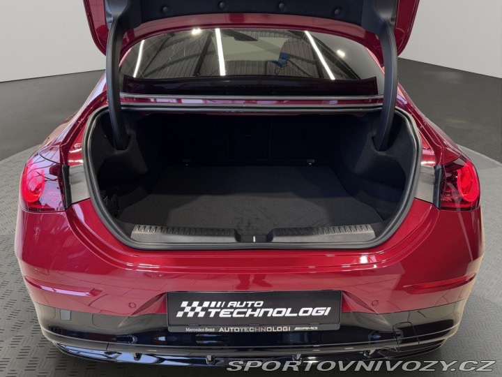 Mercedes-Benz CLA 350 4MATIC kupé 2025