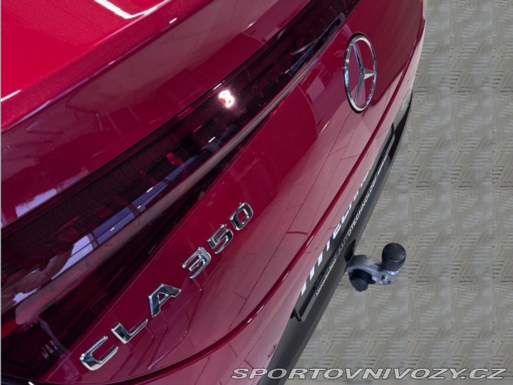 Mercedes-Benz CLA 350 4MATIC kupé 2025