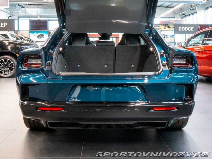 Dodge Charger 0.0 Daytona Scat Pack 670 2024