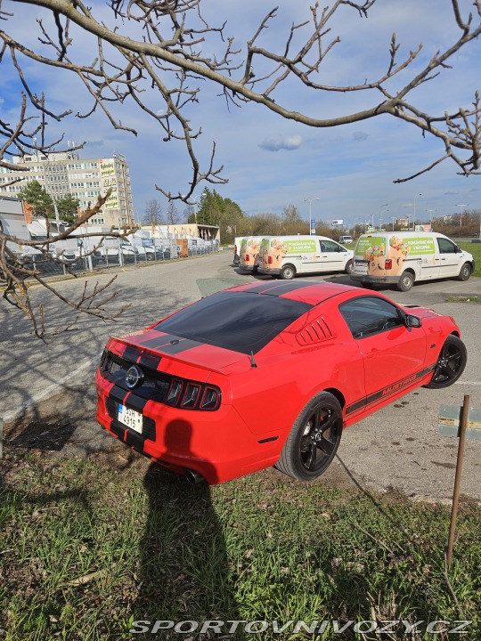 Ford Mustang GT 5.0 V8 2013