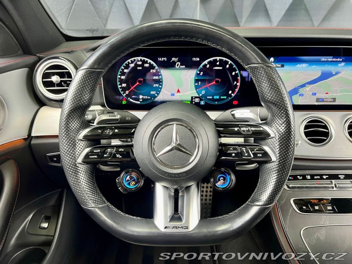 Mercedes-Benz E 4MATIC+, VZDUCH, PANORAMA 2021
