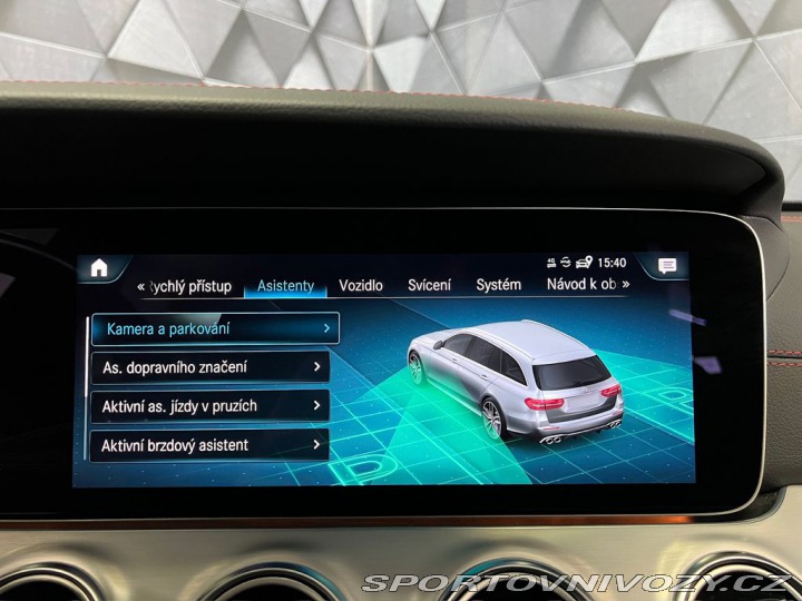 Mercedes-Benz E 4MATIC+, VZDUCH, PANORAMA 2021