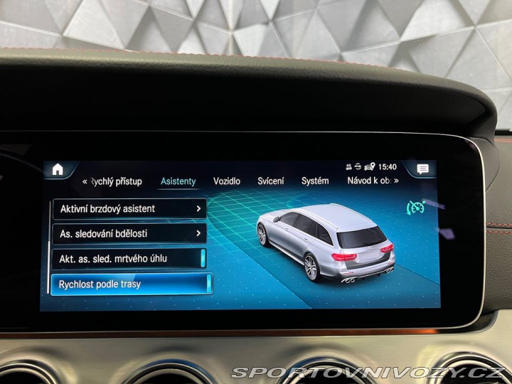 Mercedes-Benz E 4MATIC+, VZDUCH, PANORAMA 2021