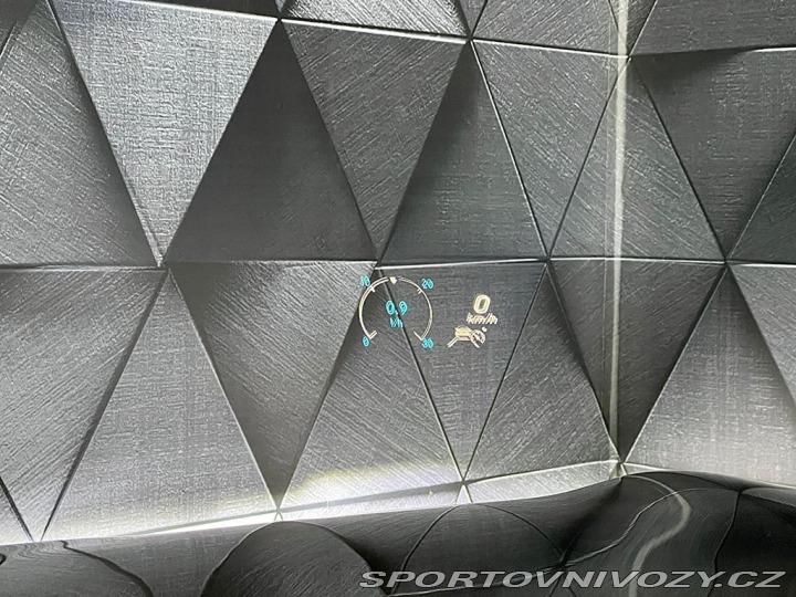 Mercedes-Benz E 4MATIC+, VZDUCH, PANORAMA 2021