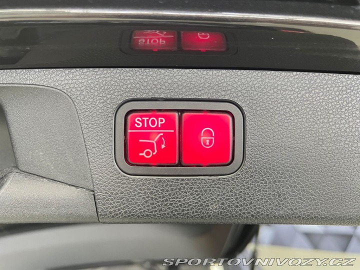 Mercedes-Benz E 4MATIC+, VZDUCH, PANORAMA 2021