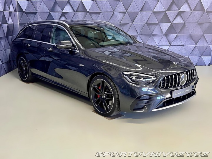 Mercedes-Benz E 4MATIC+, VZDUCH, PANORAMA 2021