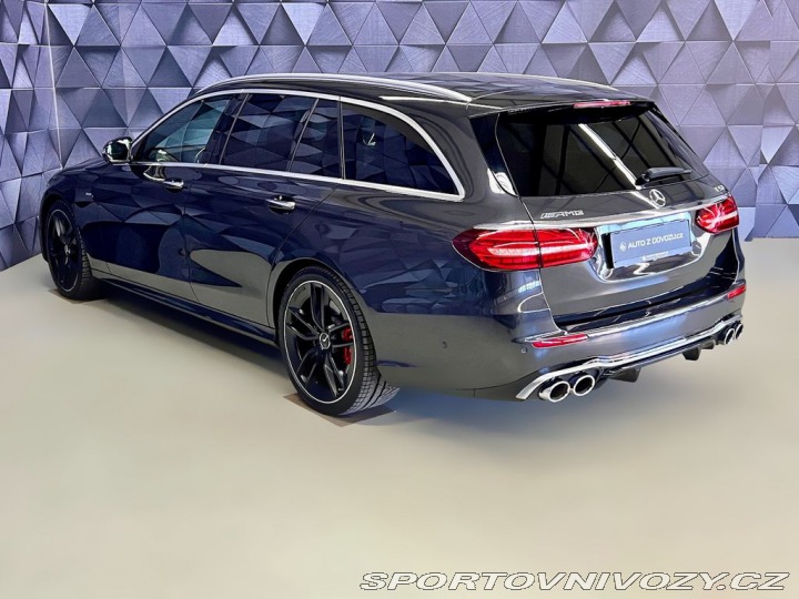 Mercedes-Benz E 4MATIC+, VZDUCH, PANORAMA 2021