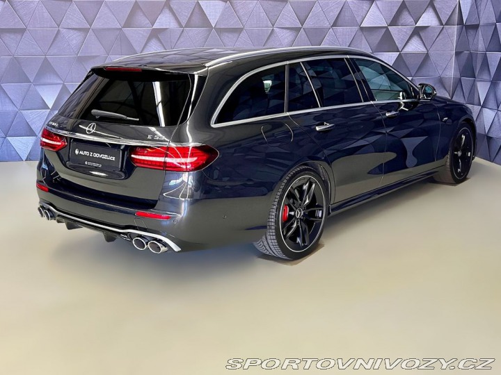 Mercedes-Benz E 4MATIC+, VZDUCH, PANORAMA 2021