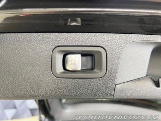 Mercedes-Benz E 4MATIC+, VZDUCH, PANORAMA 2021