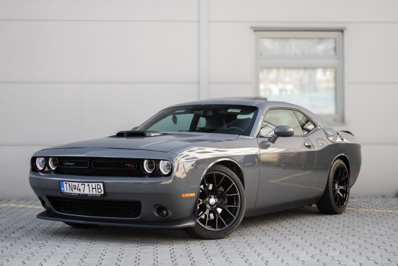 Dodge Challenger 5.7 HEMI SHAKER / MT / LS