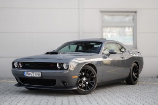 Dodge Challenger 5.7 HEMI SHAKER / MT / LS