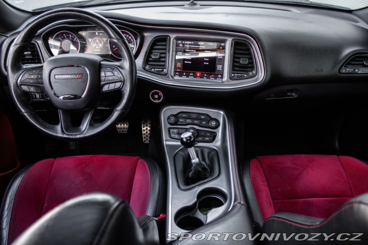 Dodge Challenger 5.7 HEMI SHAKER / MT / LS 2017